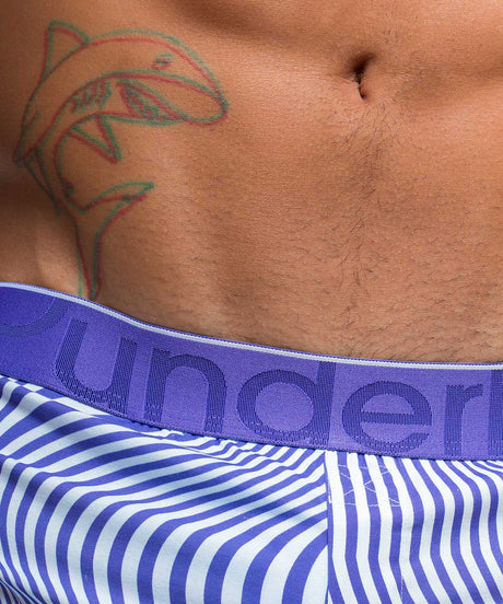 WAVEFORM Lift Boxer