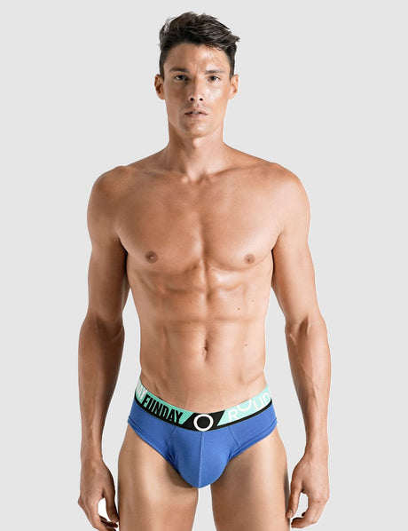Daily Package Brief Azul